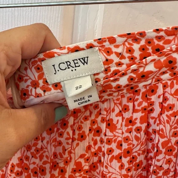 NWOT J.Crew Pleated Skirt in Red-Orange Floral - Picture 5 of 6